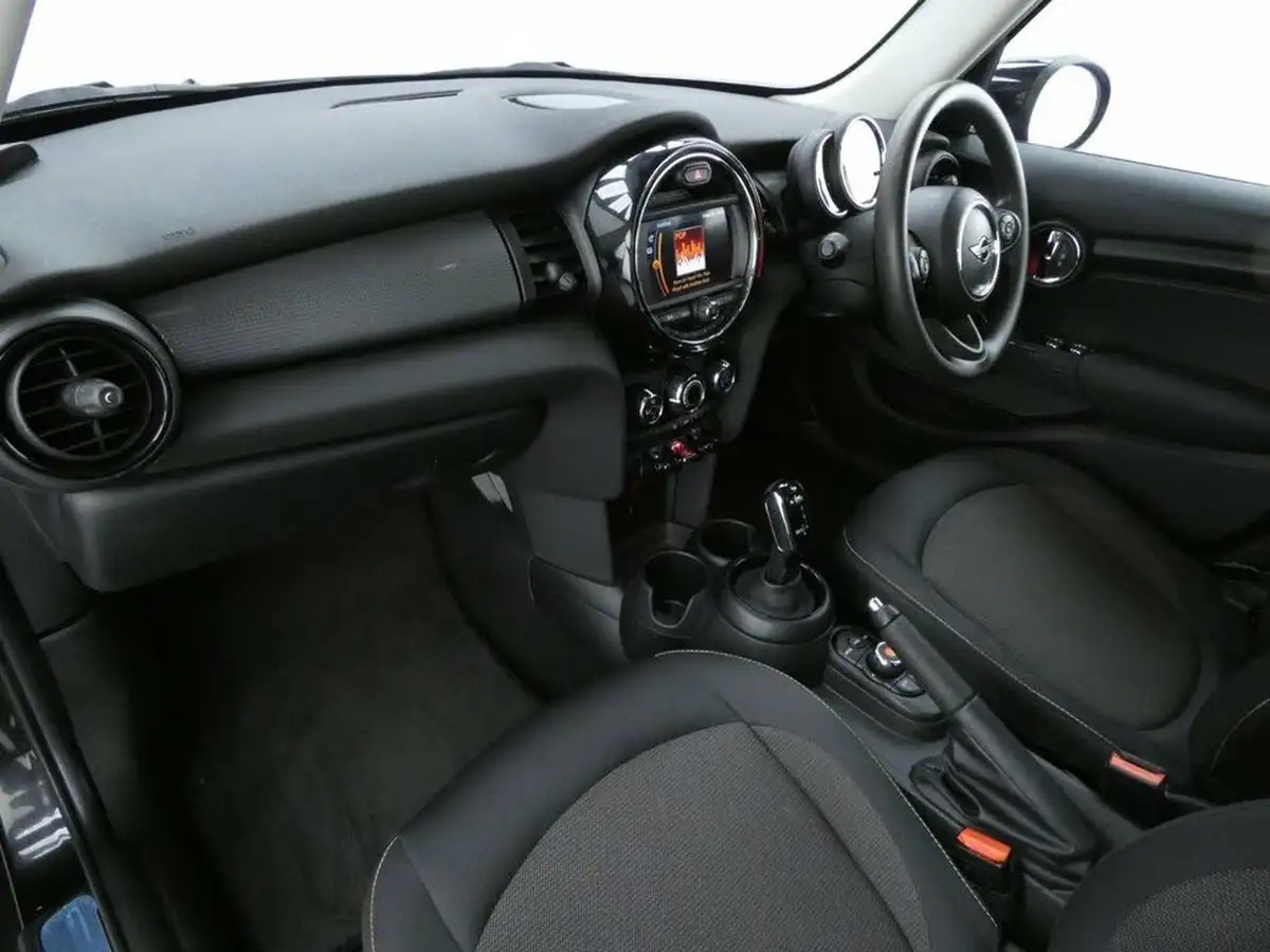 2020-mini-countryman-15-cooper-classic-auto-big-22