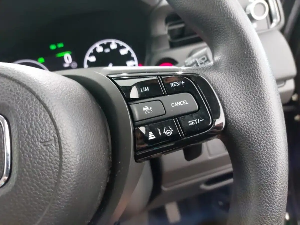 2022-honda-hr-v-15-i-mmd-elegance-big-13