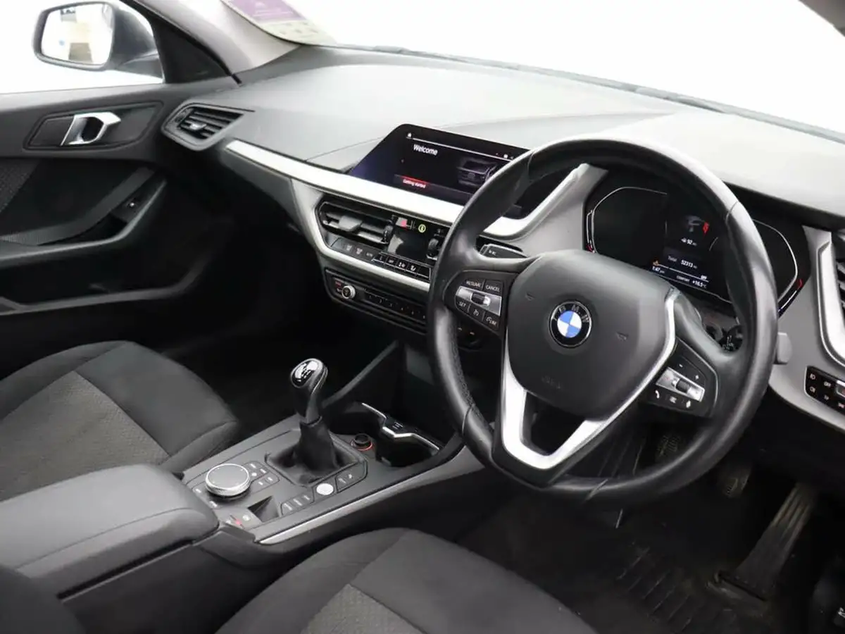 2020-bmw-1-series-big-12