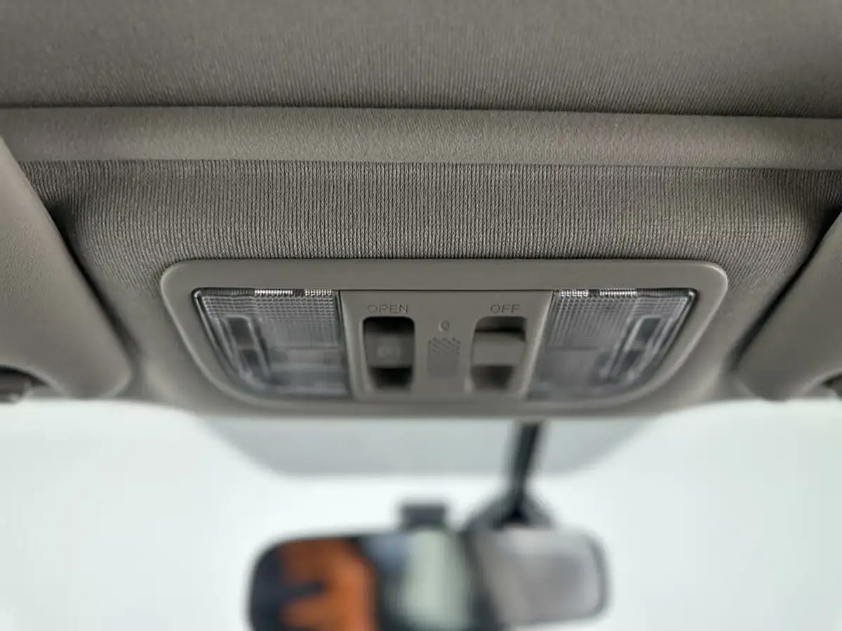 2012-honda-jazz-14-ex-cvt-big-43