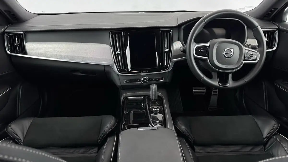 2022-volvo-v90-20-t6-r-design-350bhp-big-10