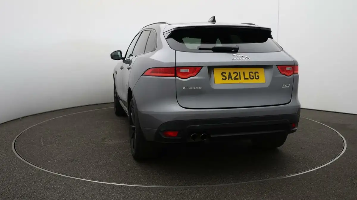 2021-jaguar-f-pace-20-i4d-chequered-flag-180ps-big-62