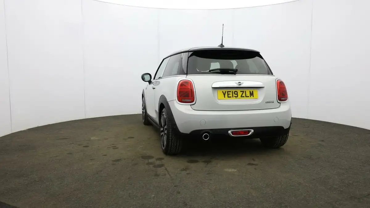 2019-mini-cooper-15-cooper-exclusive-134bhp-nav-hatchback-3d-auto-big-63