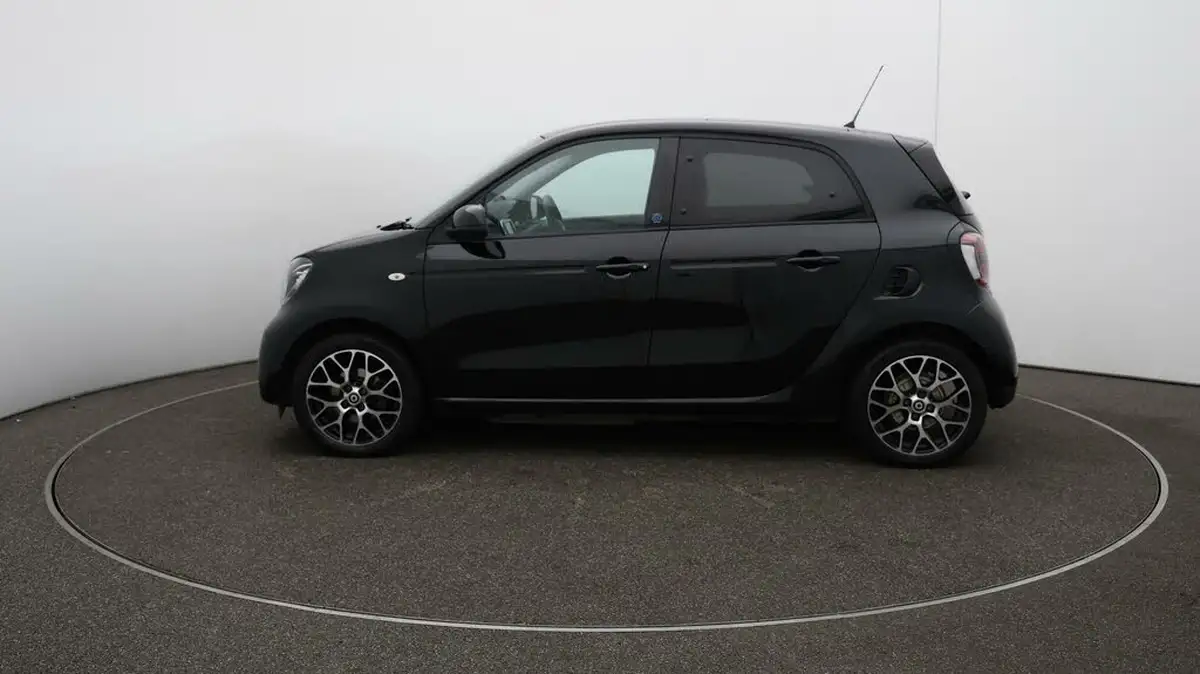 2021-smart-forfour-eq-exclusive-big-62