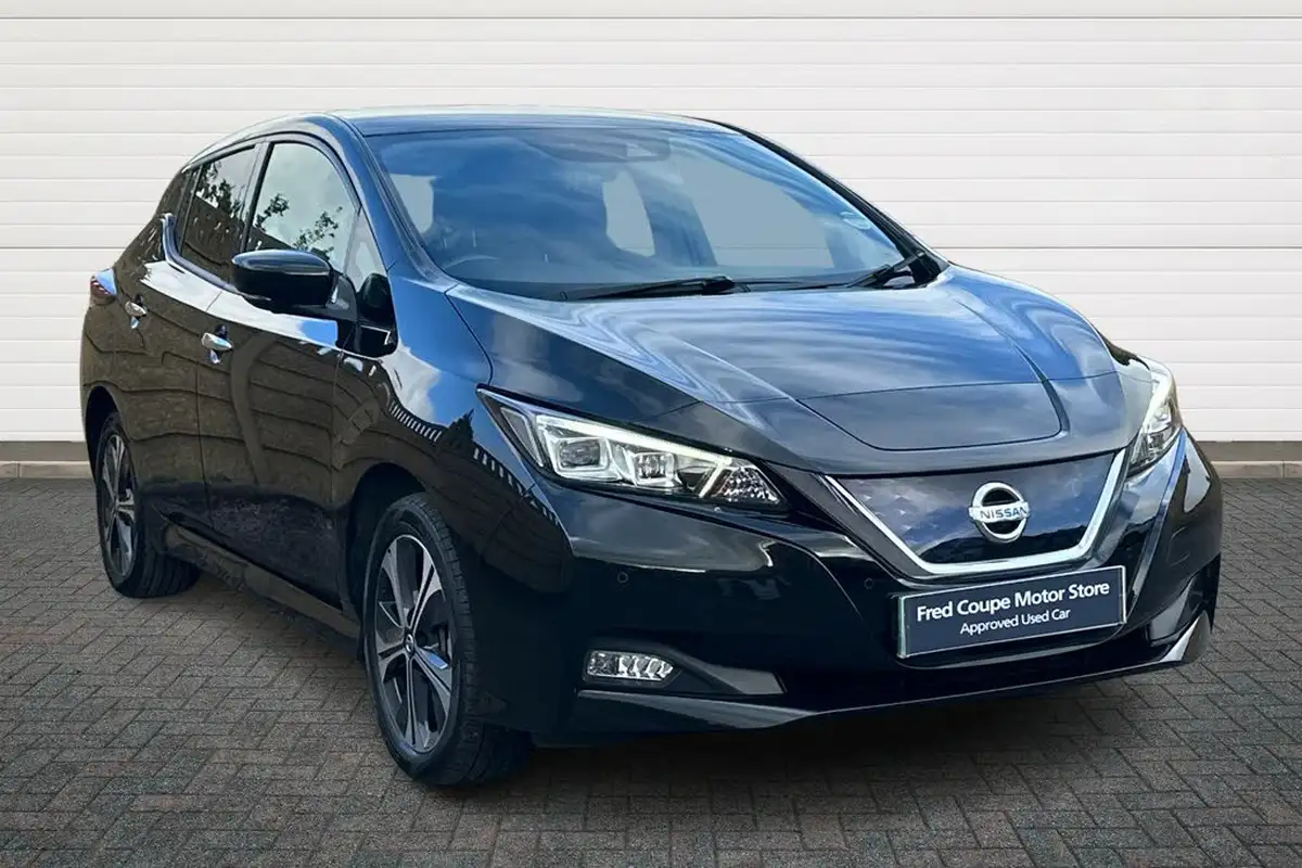 2020-nissan-leaf-e-e-tekna-big-0