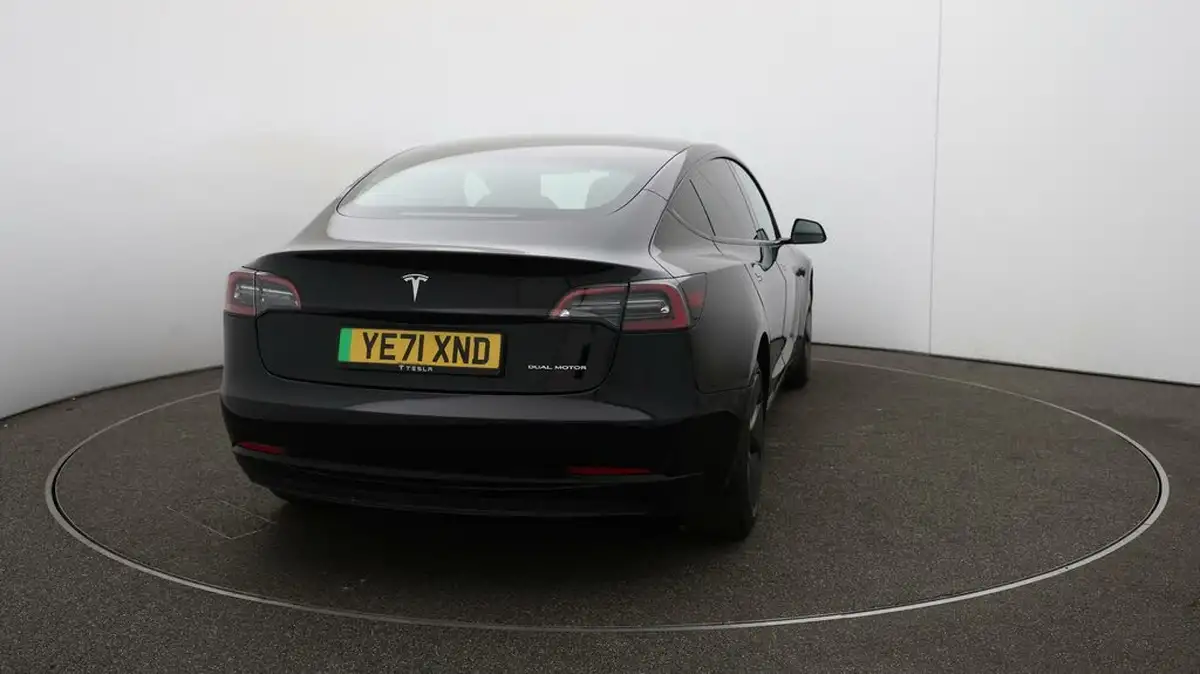 2021-tesla-model-3-e-long-range-awd-big-48