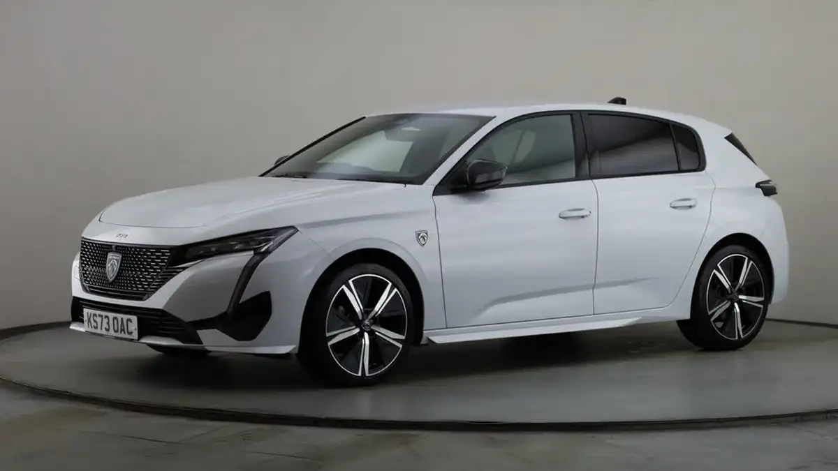 2023-peugeot-308-12-puretech-gt-130ps-ss-eat8-big-14