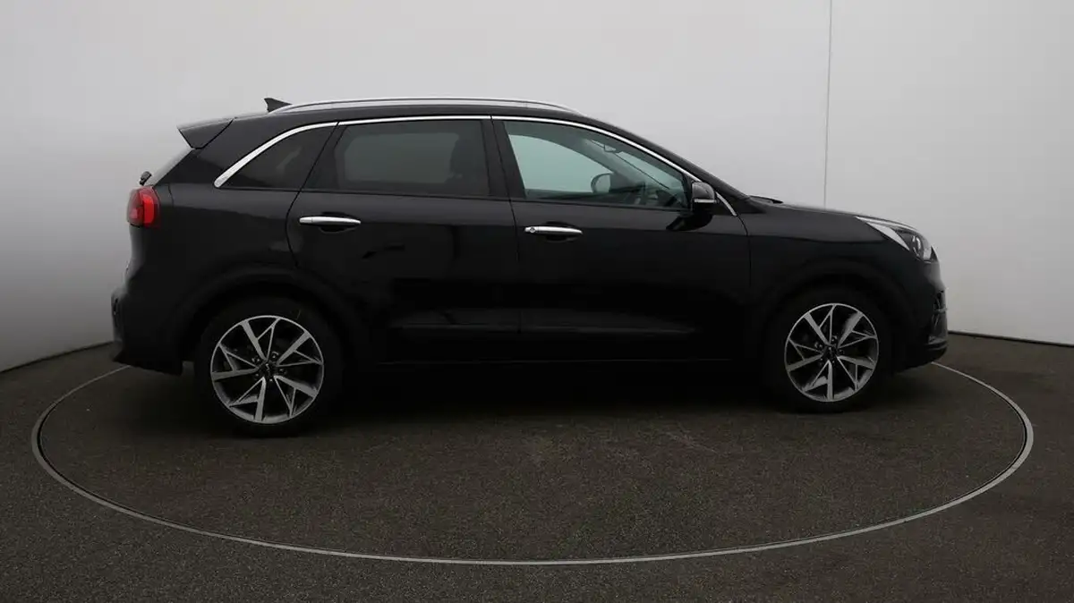 2022-kia-niro-16-gdi-3-156kwh-big-50