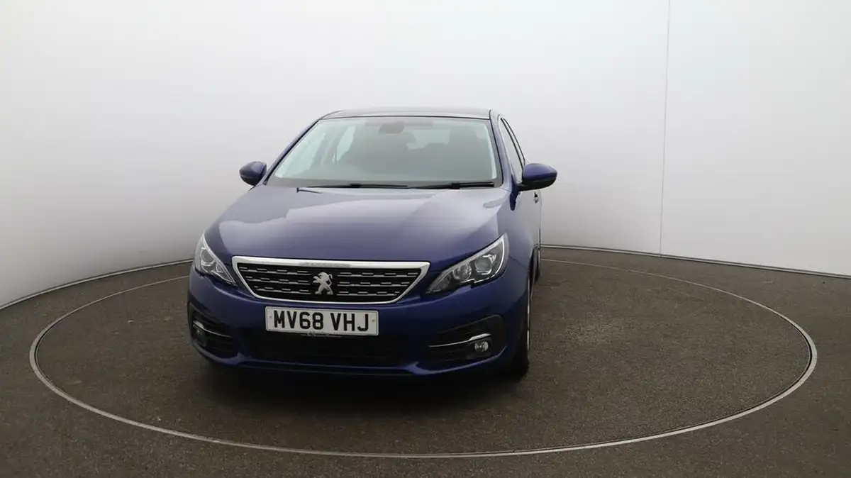 2018-peugeot-308-15-bluehdi-allure-15-bluehdi-big-40
