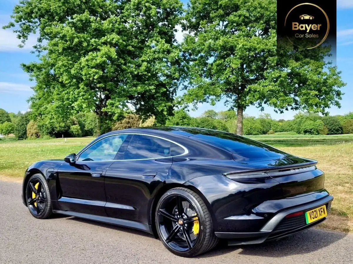 2021-porsche-taycan-e-4s-571ps-performance-battery-plus-big-5
