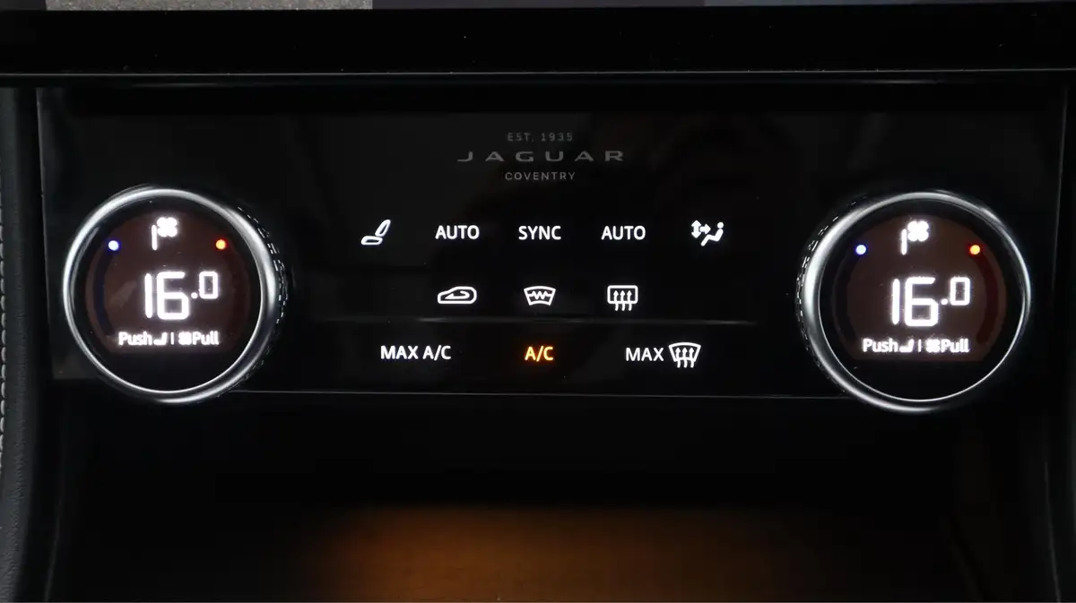 2021-jaguar-f-pace-20-p250-hse-big-12