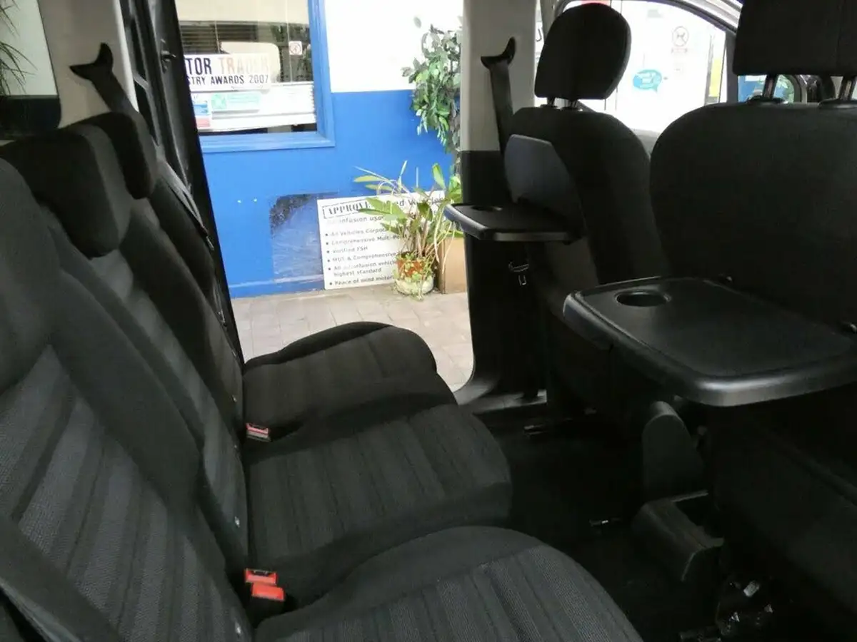 2022-vauxhall-combo-life-15-se-xl-100ps-big-36