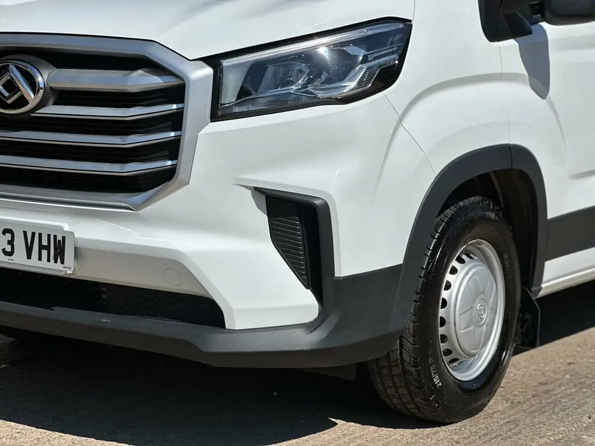 2023-maxus-deliver-9-big-18