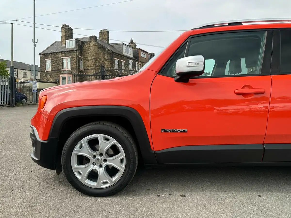 2015-jeep-renegade-16td-limited-big-24