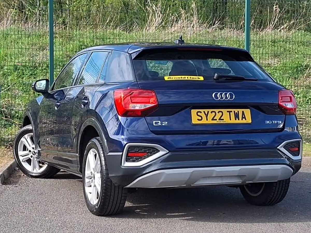2022-audi-q2-10-30-tfsi-sport-big-1