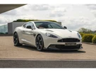 2018-aston-martin-vanquish-small-0