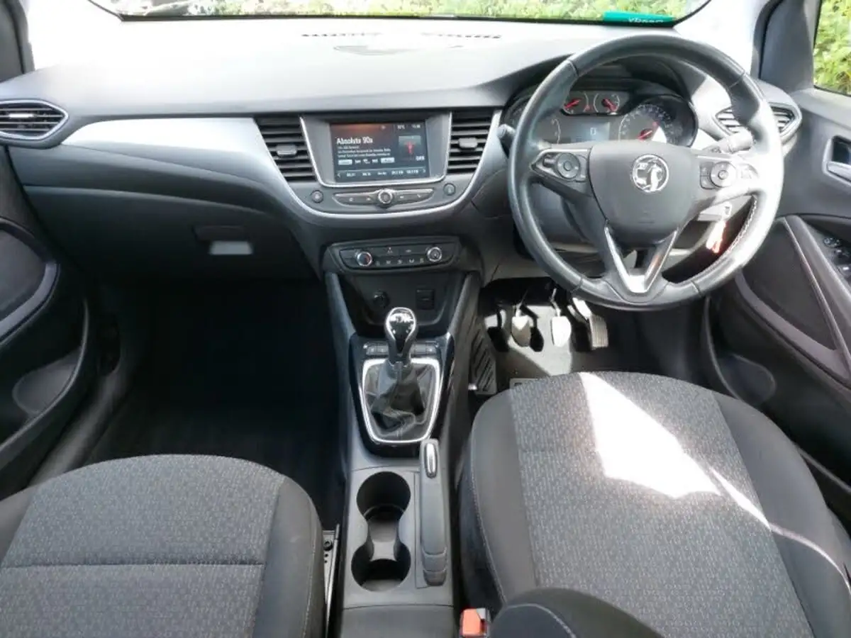 2022-vauxhall-crossland-12i-design-big-2