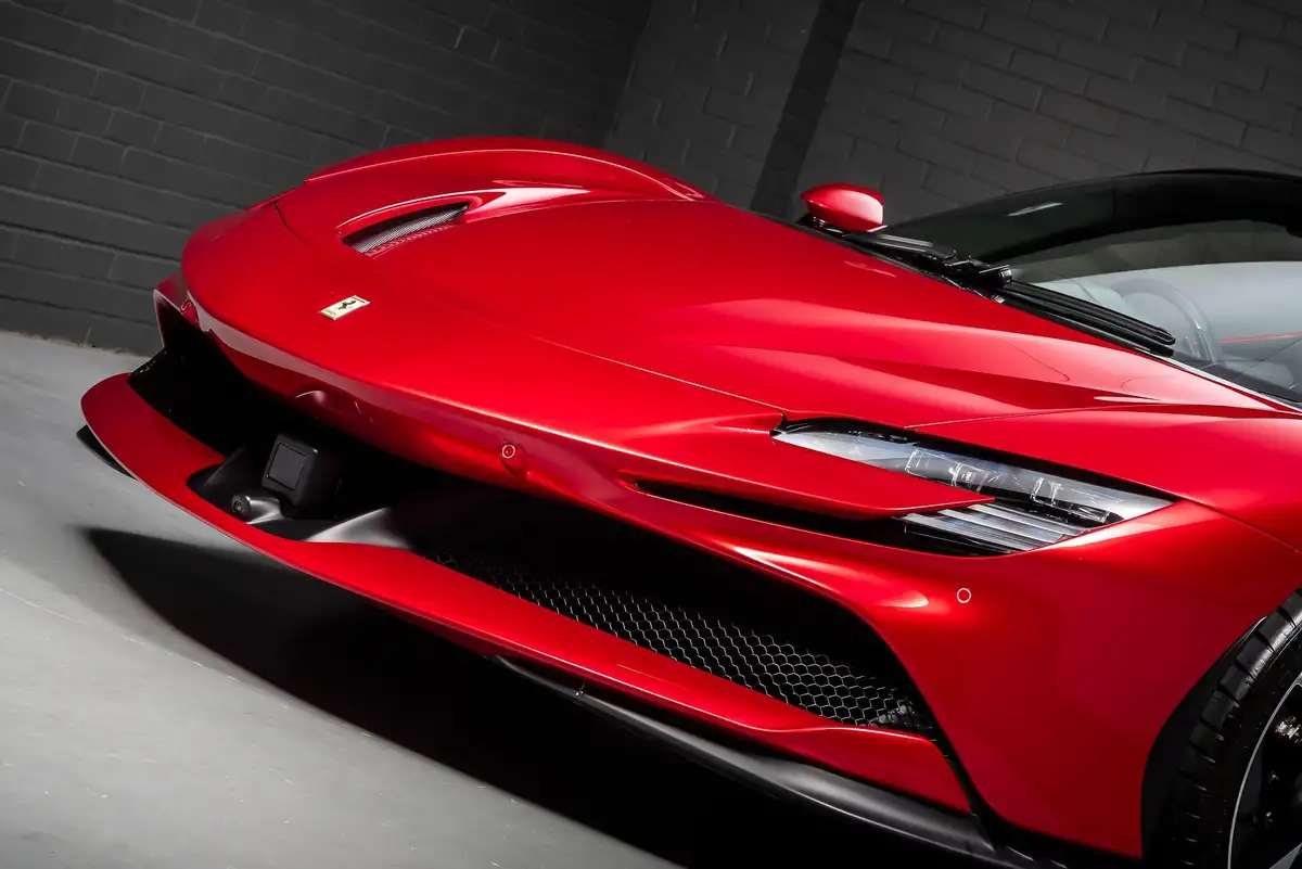2023-ferrari-sf90-40t-v8-f1-dct-ss-4wd-big-17