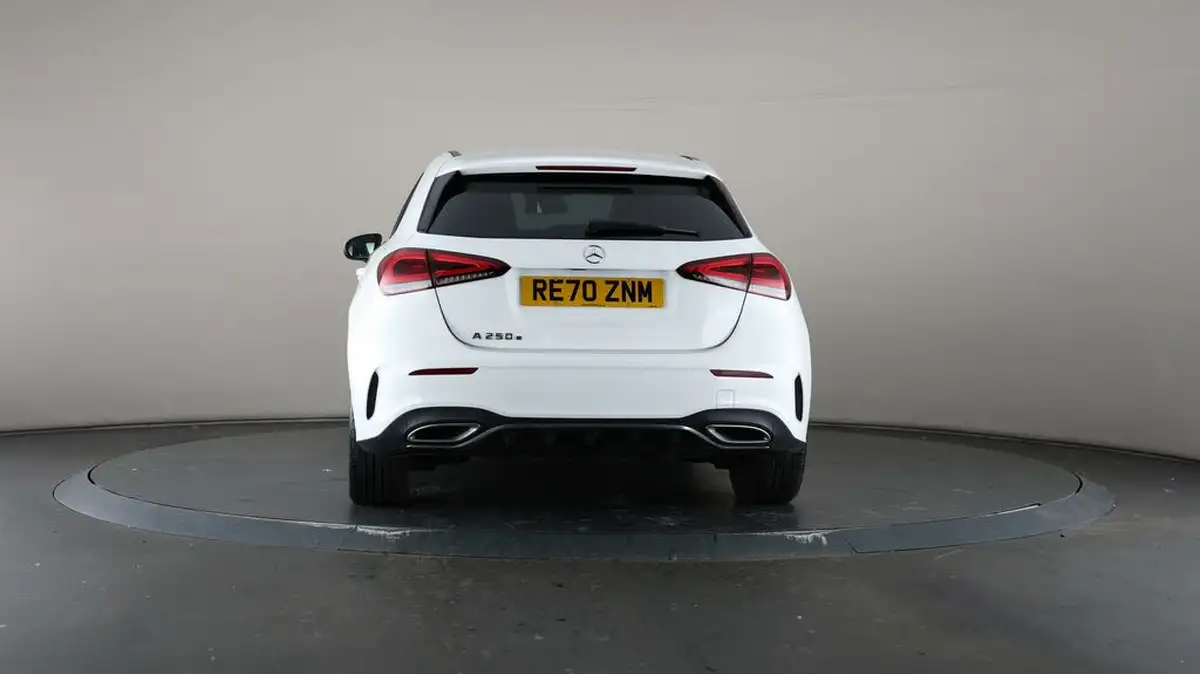 2020-mercedes-benz-a-class-13-a250e-amg-line-hatchback-5d-big-33