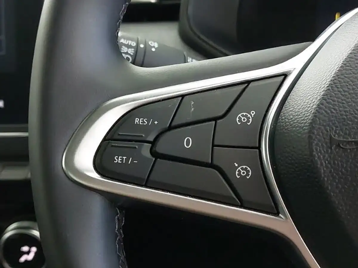 2024-renault-clio-16-evolution-big-16