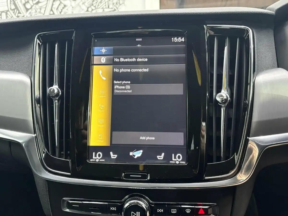 2018-volvo-s90-20td-d4-momentum-big-17
