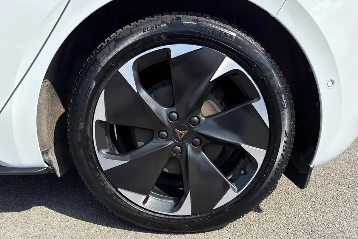 2022-cupra-born-e-v2-230ps-58kwh-e-boost-big-9