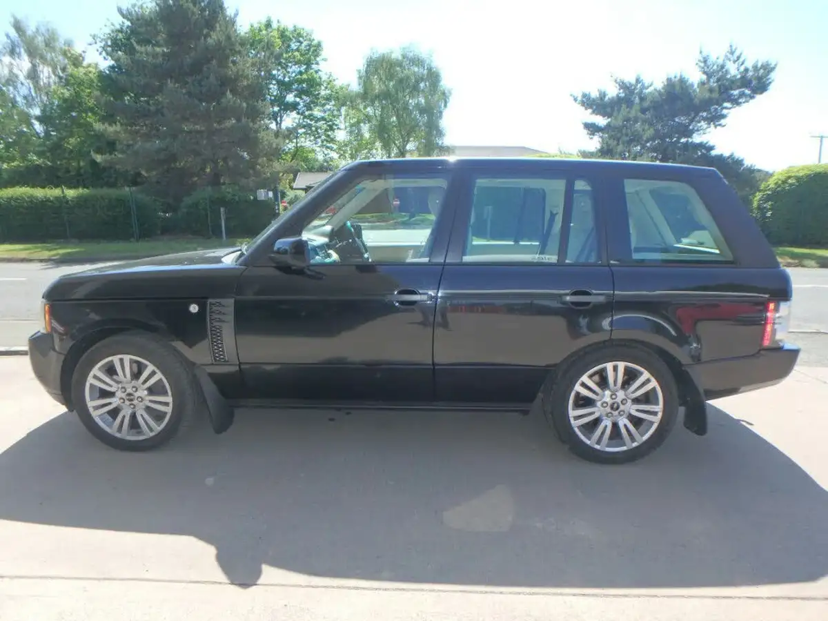 2011-land-rover-range-rover-44td-vogue-se-big-3