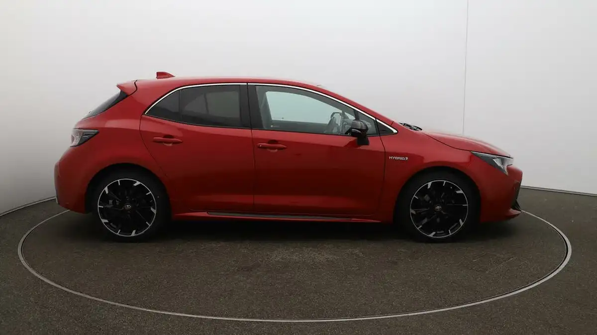 2021-toyota-corolla-18-vvt-i-gr-sport-trk-hatchback-big-49