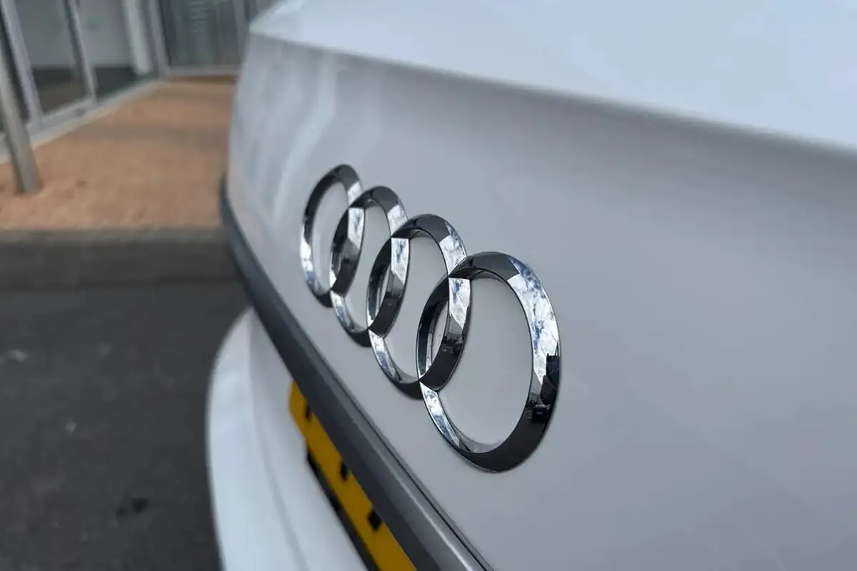 2025-audi-q5-20-45-tfsi-s-line-station-wagon-big-29