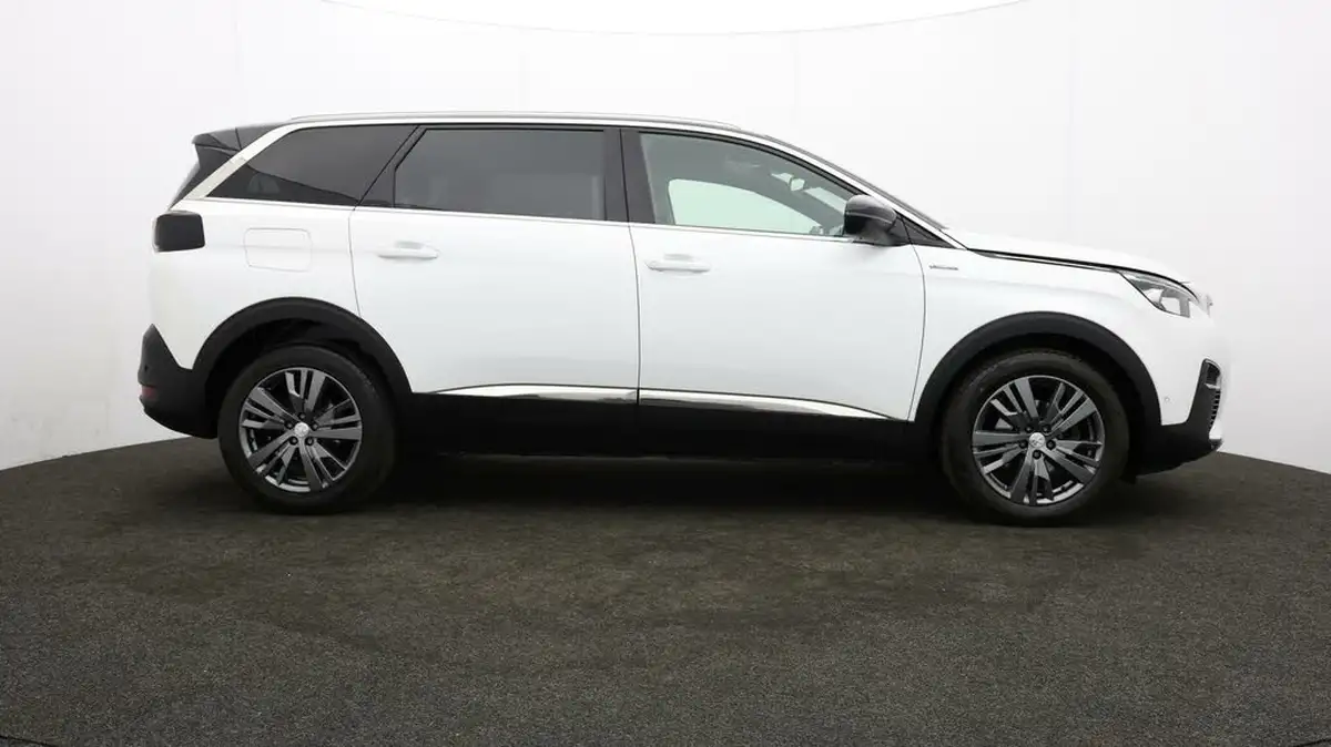 2020-peugeot-5008-suv-12-puretech-gt-line-big-7