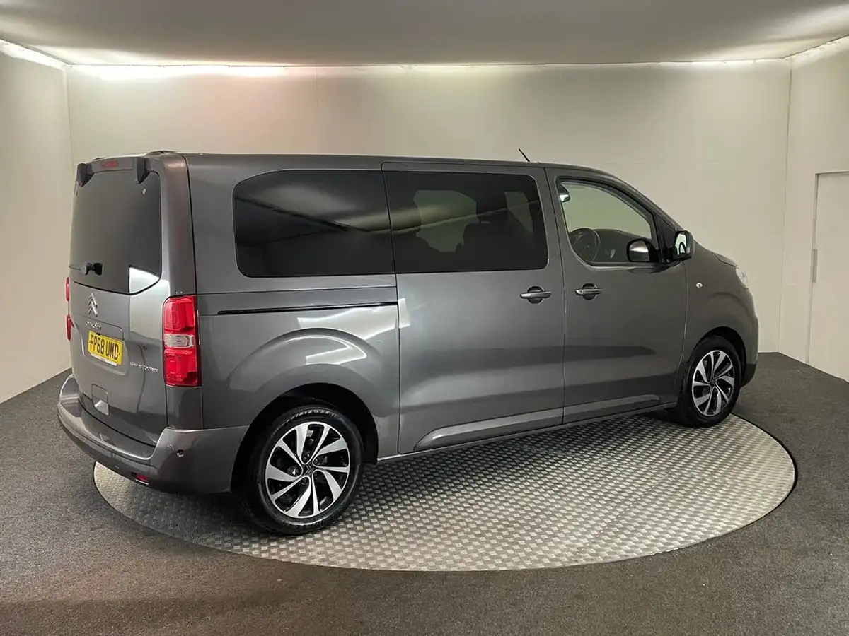 2018-citroen-spacetourer-20bluehdi-flair-m-150ps-big-3
