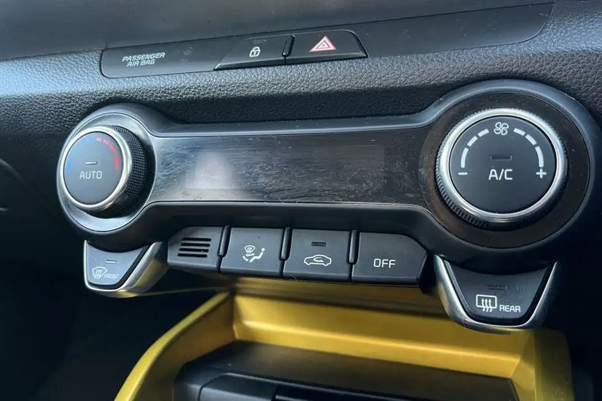 2023-kia-stonic-10-t-gdi-quantum-big-26