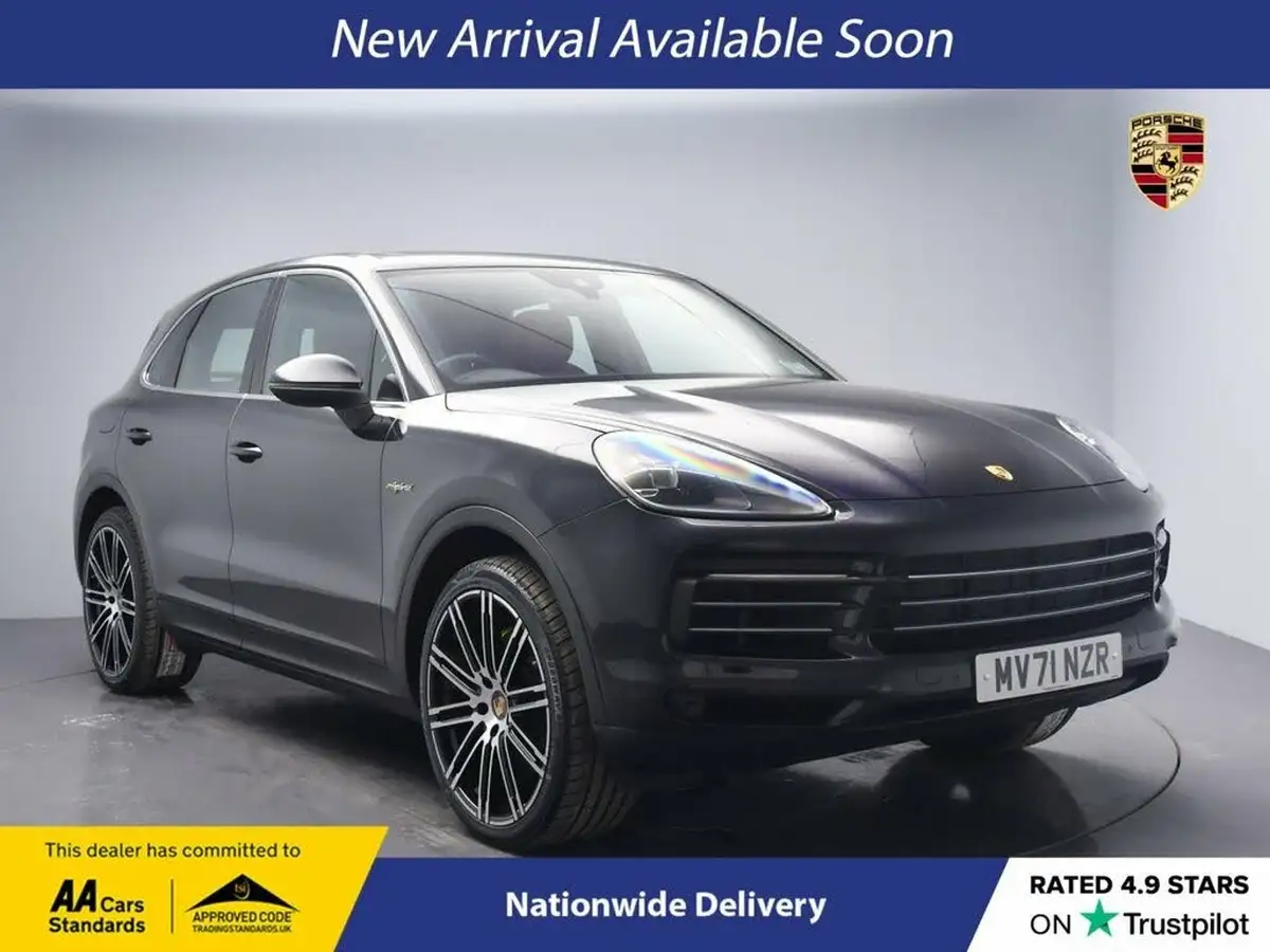2022-porsche-cayenne-30-v6-e-hybrid-station-wagon-big-0