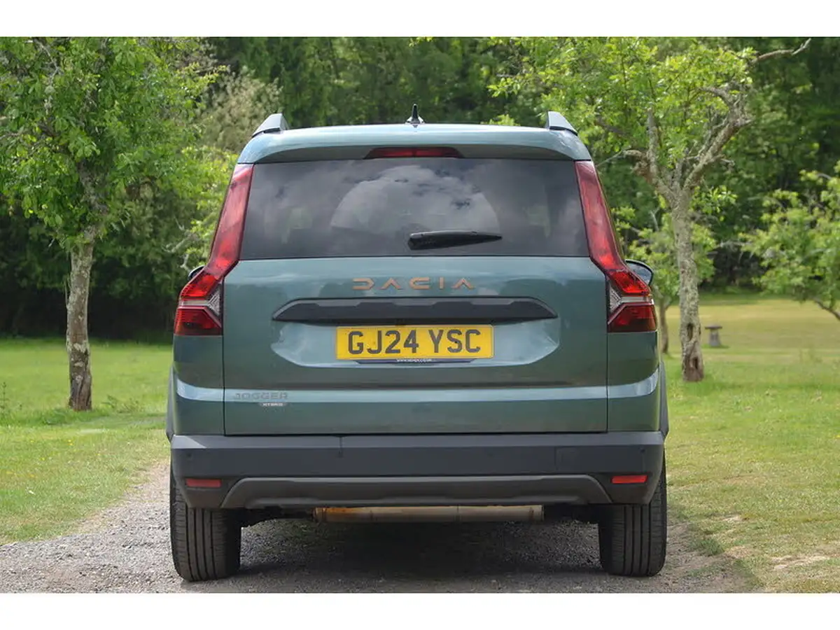 2024-dacia-jogger-16-tce-extreme-big-13