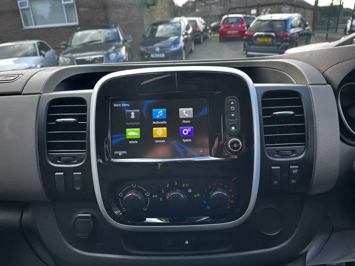 2019-renault-trafic-16dci-ll29-120-sport-nav-eu6c-bus-9-seats-big-30