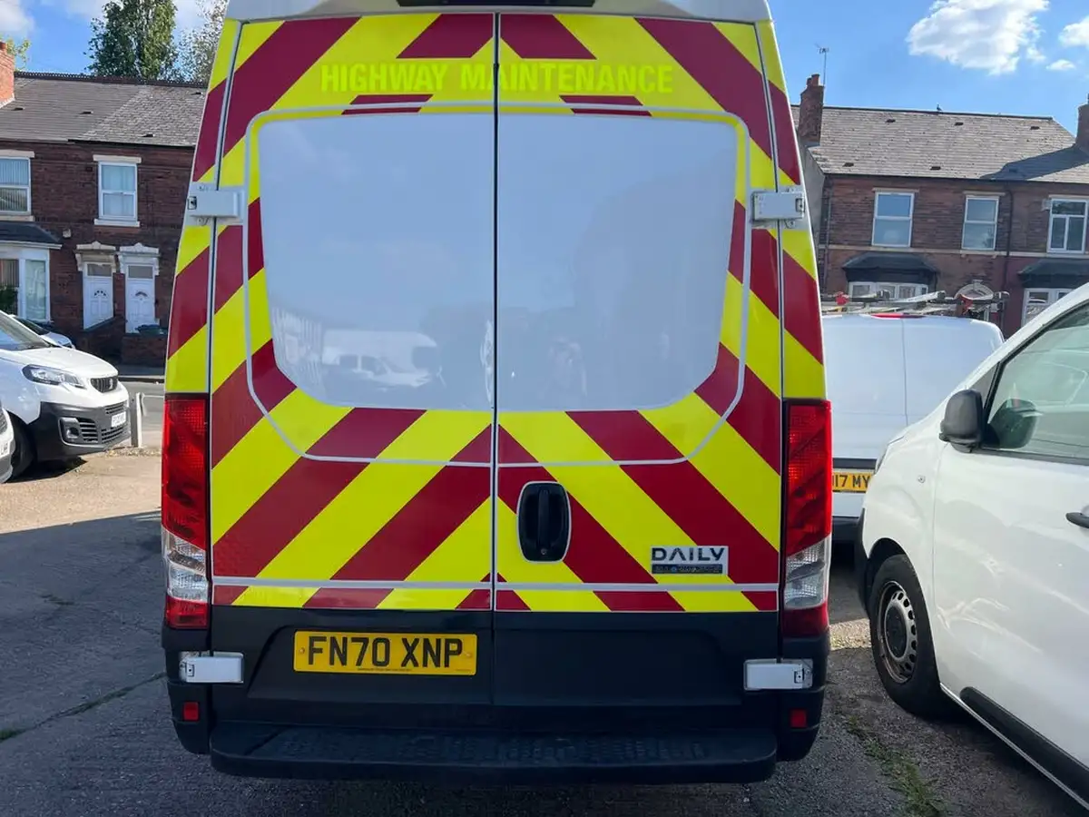 2020-iveco-daily-35c-class-23td-35c14v-business-4100lmm-h2-hi-matic-big-10