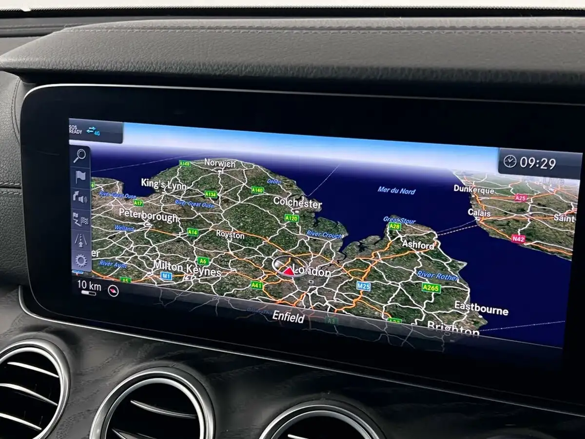2019-mercedes-benz-e-class-20d-e220d-amg-line-edition-saloon-4d-big-26
