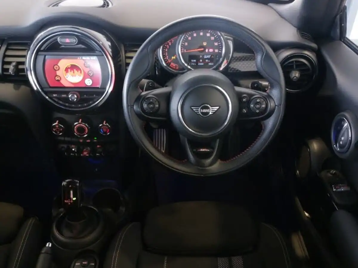 2019-mini-cooper-20-cooper-s-sport-189bhp-hatchback-3d-auto-big-4