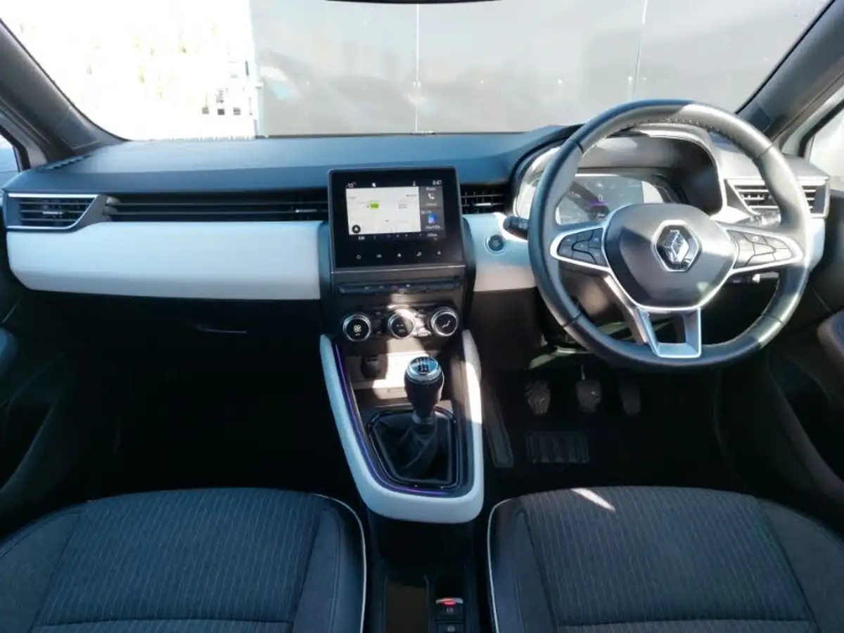 2022-renault-clio-10-tce-se-edition-big-2