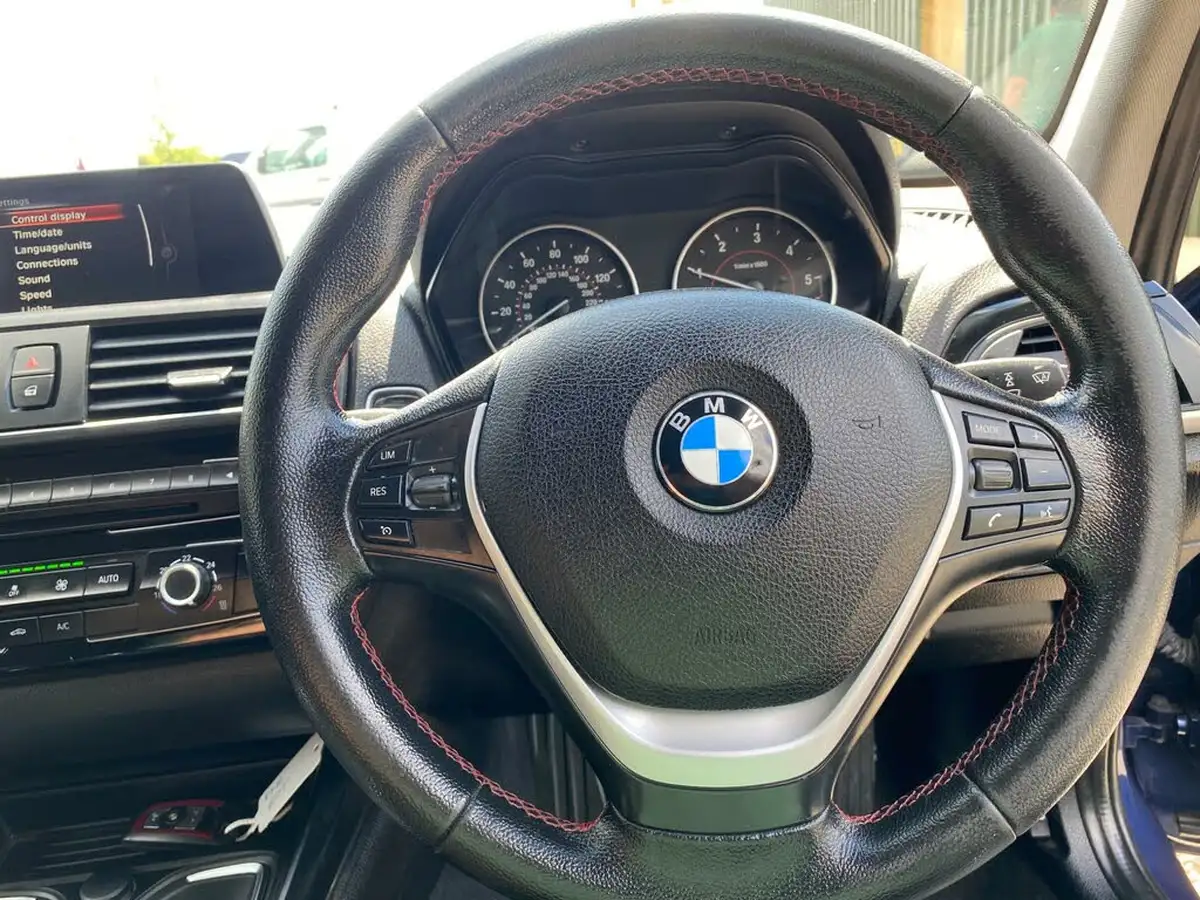 2016-bmw-1-series-15td-116d-sport-5d-big-32