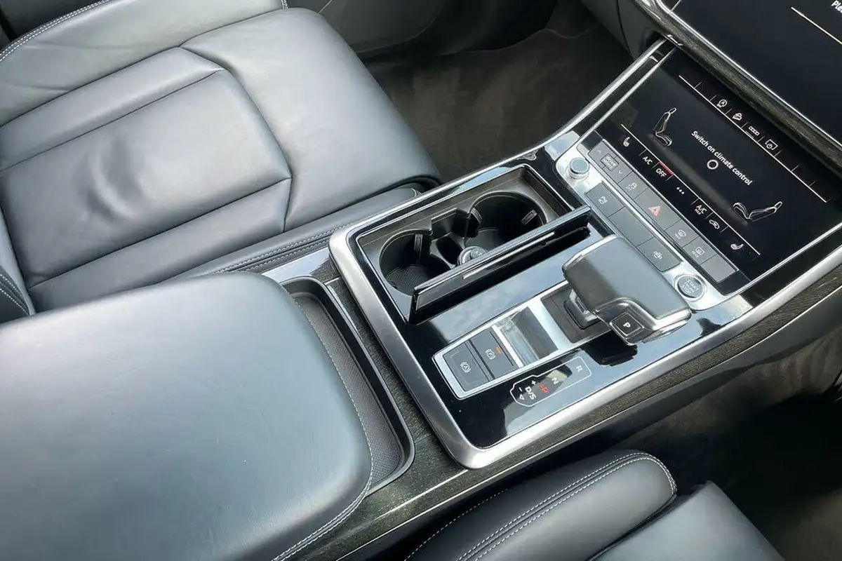 2021-audi-q7-30-50-tdi-black-edition-big-30
