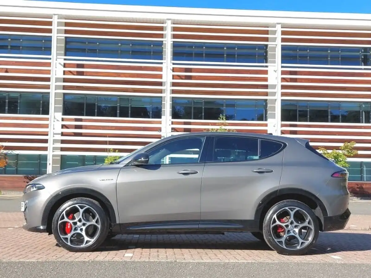 2024-alfa-romeo-tonale-15-sprint-big-3