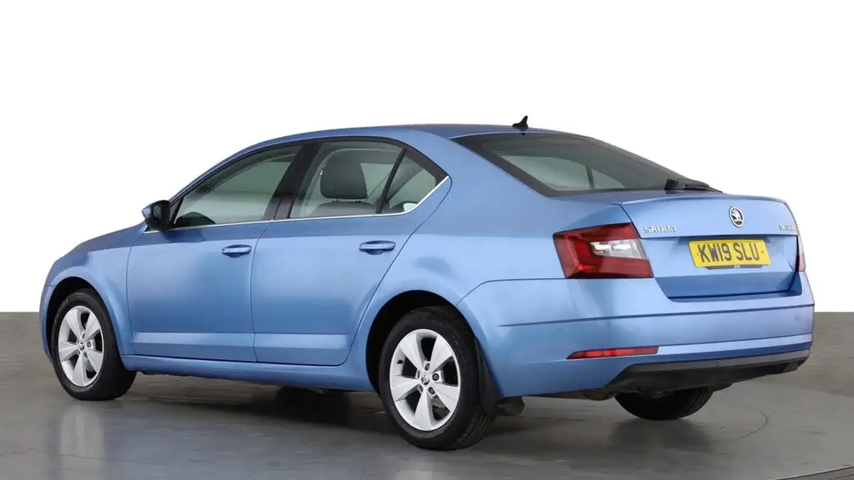 2019-skoda-octavia-15-tsi-se-technology-act-hatchback-big-4