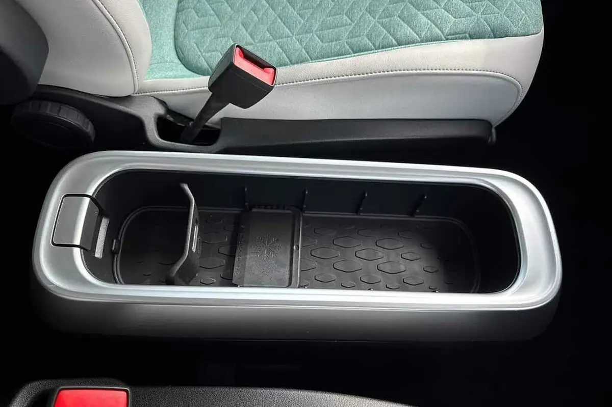 2023-volkswagen-idbuzz-e-style-standard-big-24