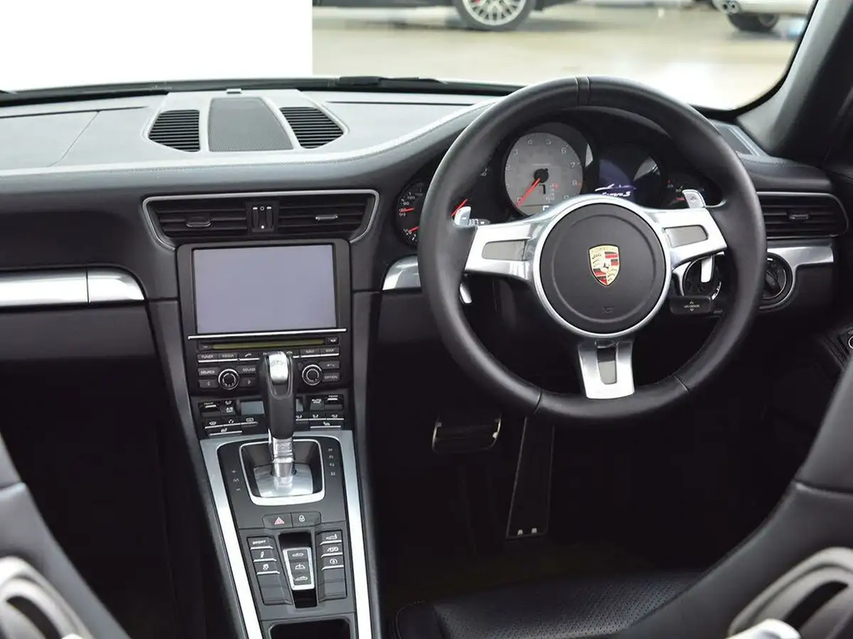 2012-porsche-911-38-carrera-s-400bhp-cabriolet-pdk-big-16