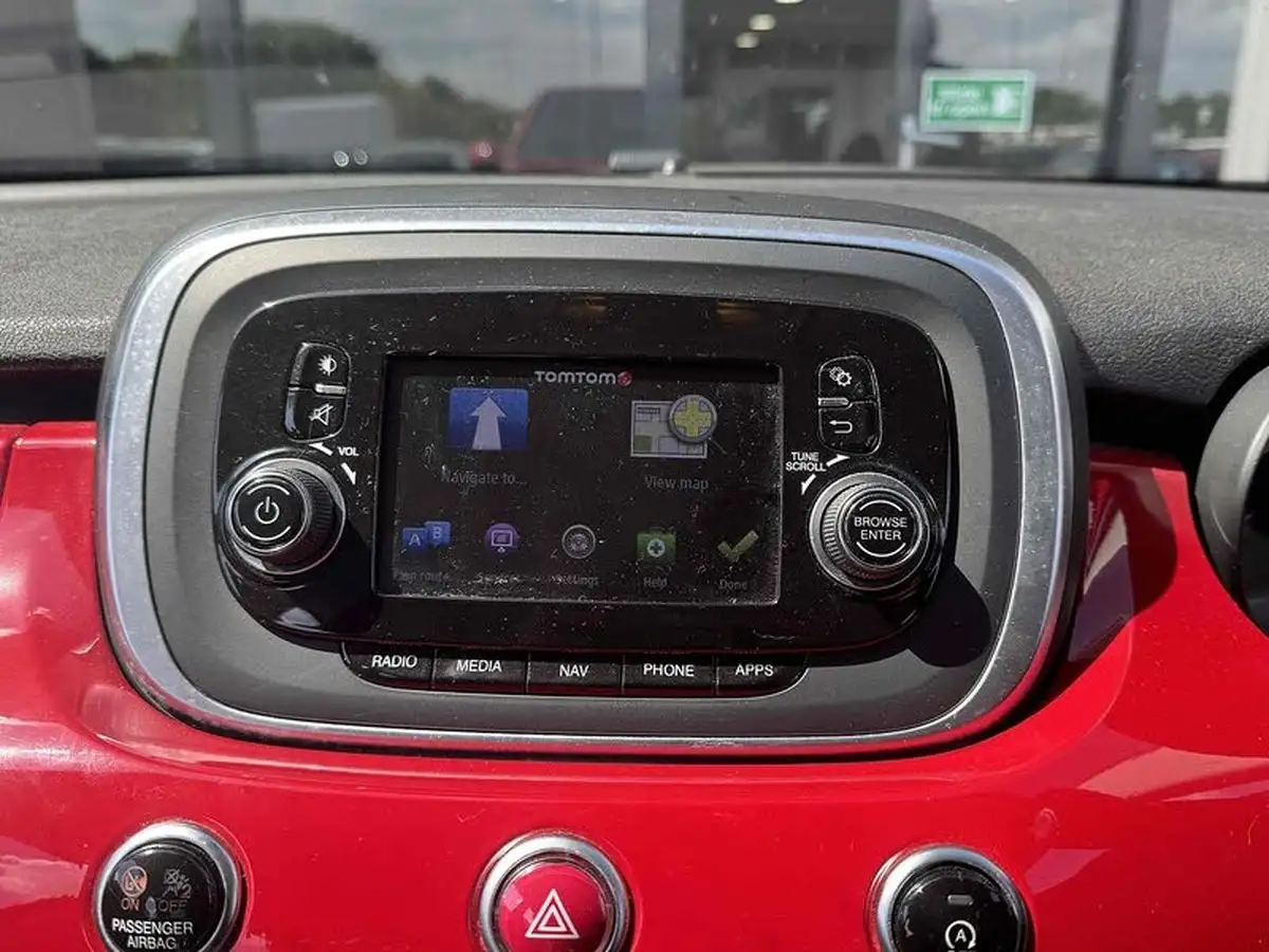 2016-fiat-500x-16multijet-lounge-big-37