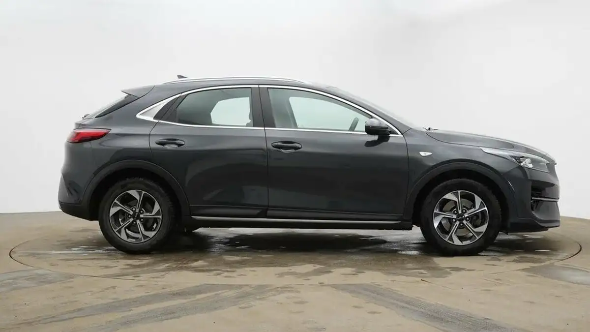 2022-kia-xceed-10-t-gdi-2-big-1