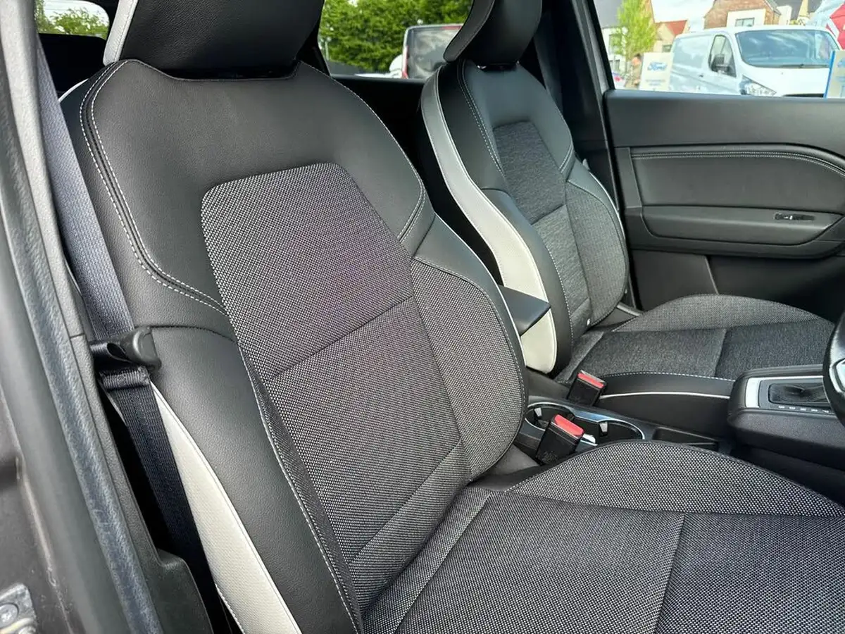 2024-renault-captur-16-techno-145ps-full-big-11