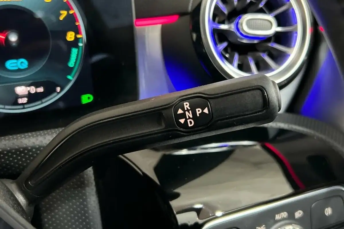 2020-mercedes-benz-cla-13-cla-250e-amg-line-premium-coupe-4d-big-22