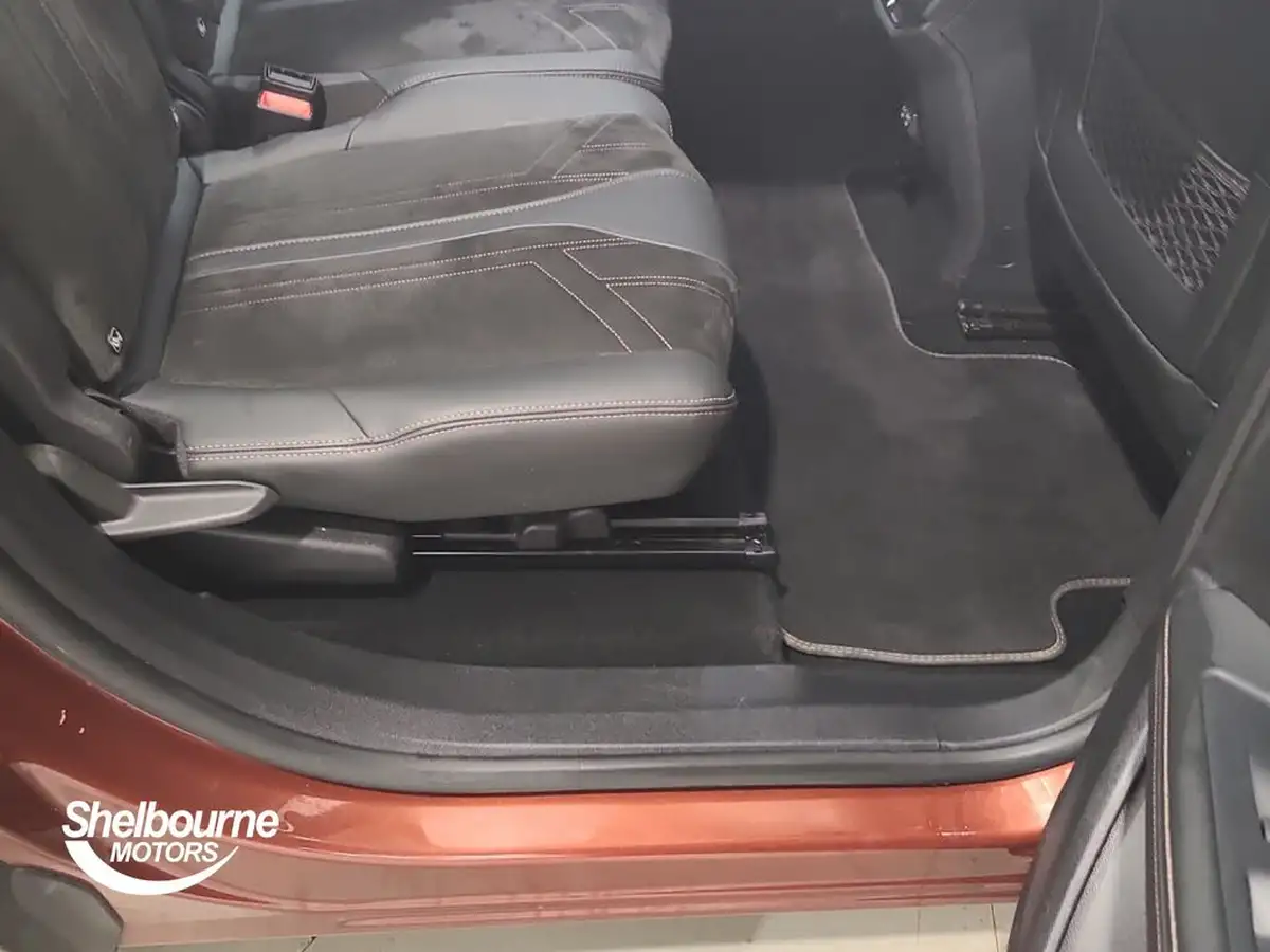 2021-peugeot-5008-suv-20-bluehdi-gt-177bhp-big-26